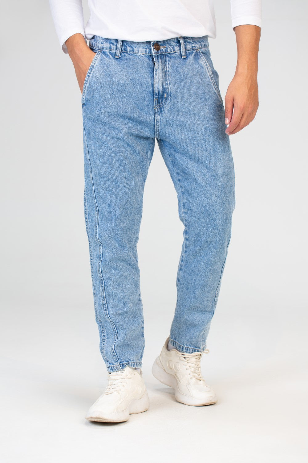 Mens Wide Leg Jeans With A Comfortable Fit And A High Waist