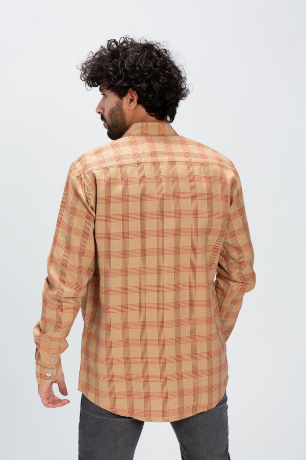 Men's Regular Fit Front Pockets Checked Made Of Soft Material Padded Shirt
