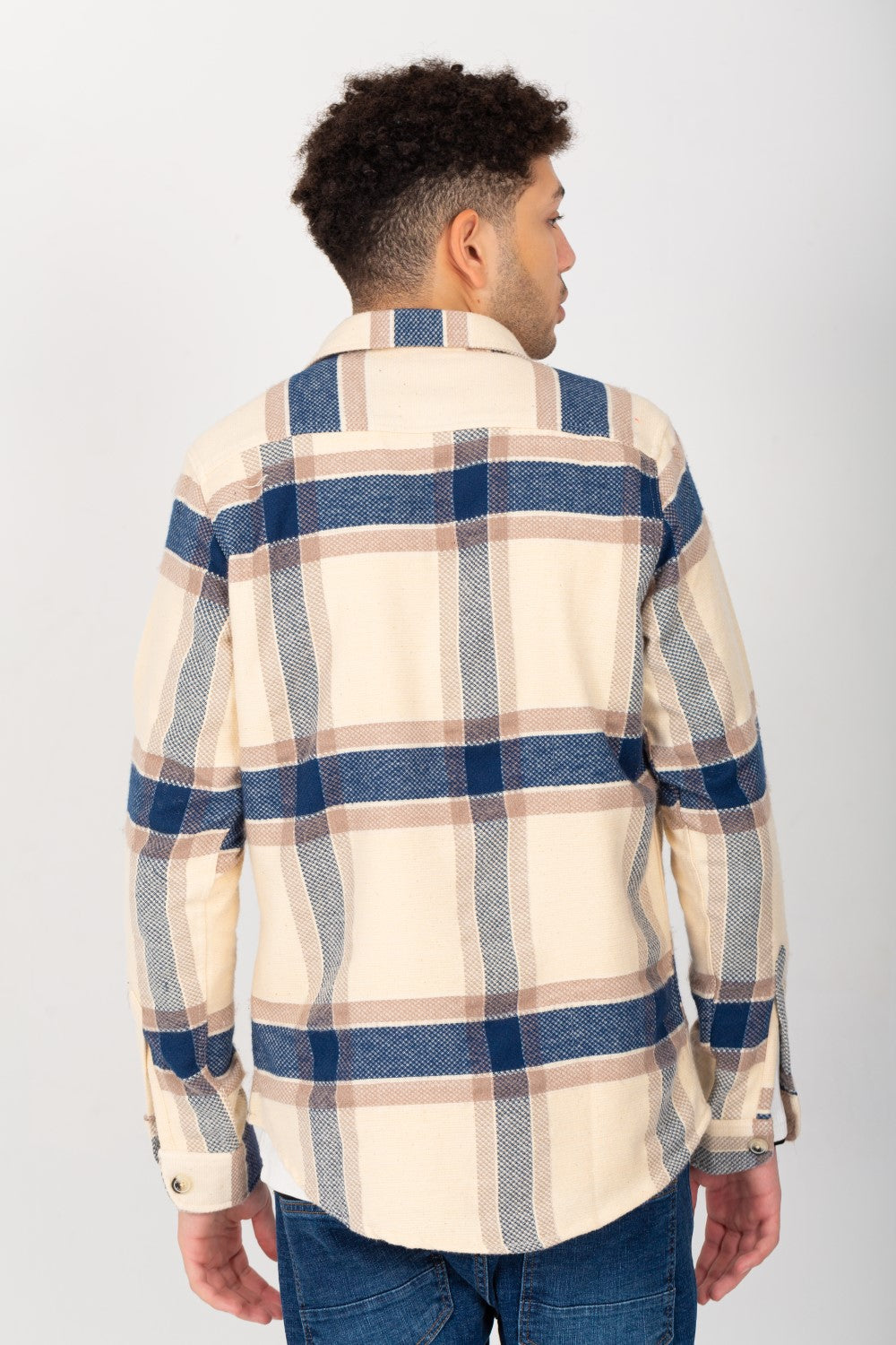 Men's Checked Regular Fit Made Of Soft Material Front Pockets Shirt