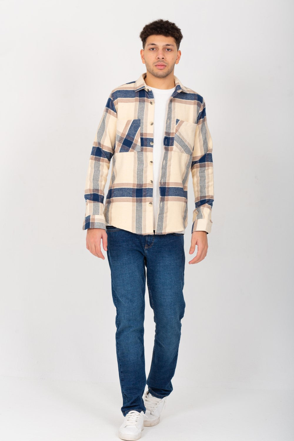 Men's Checked Regular Fit Made Of Soft Material Front Pockets Shirt
