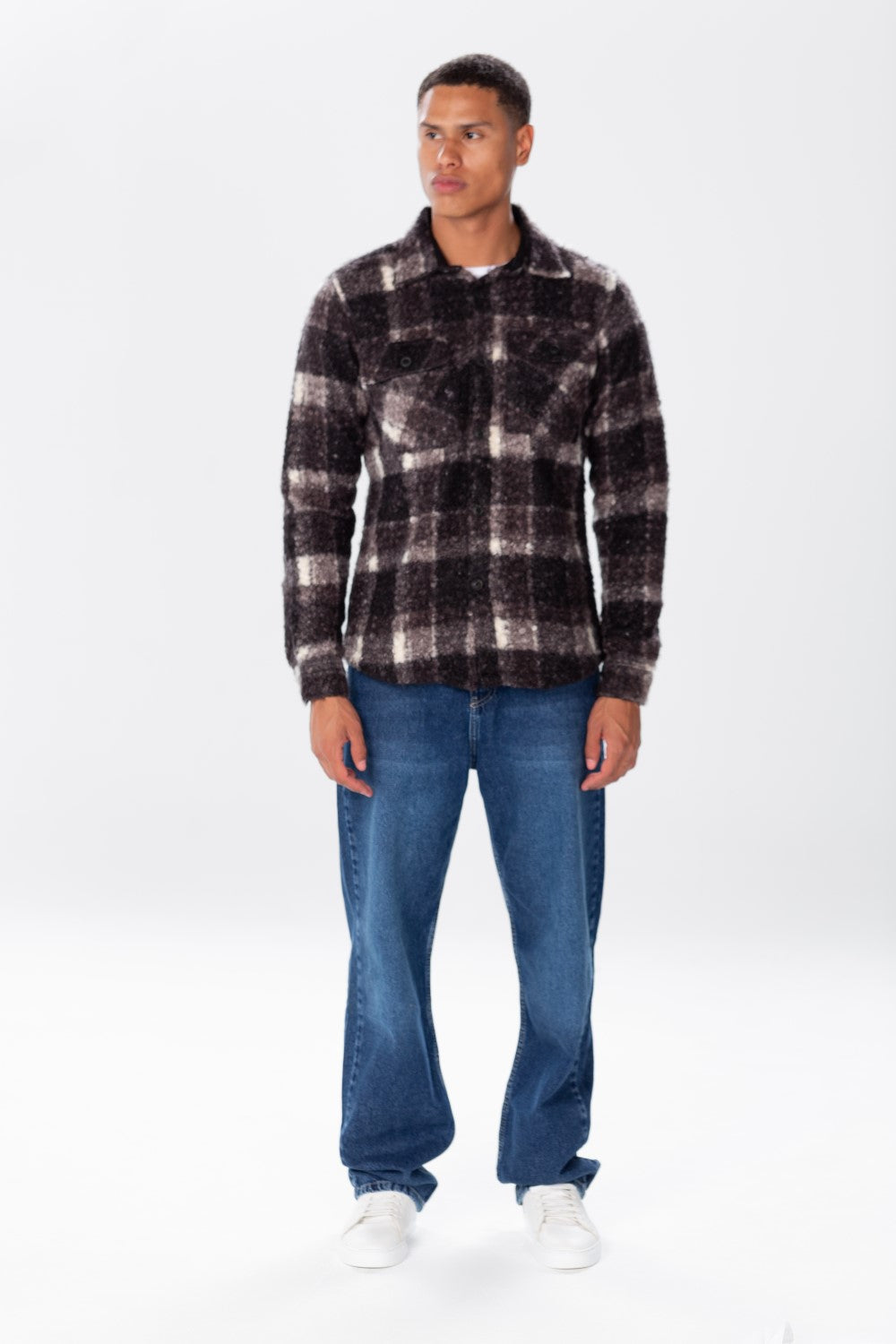 Men's Checked Shirt With Front Pockets And Long Sleeves