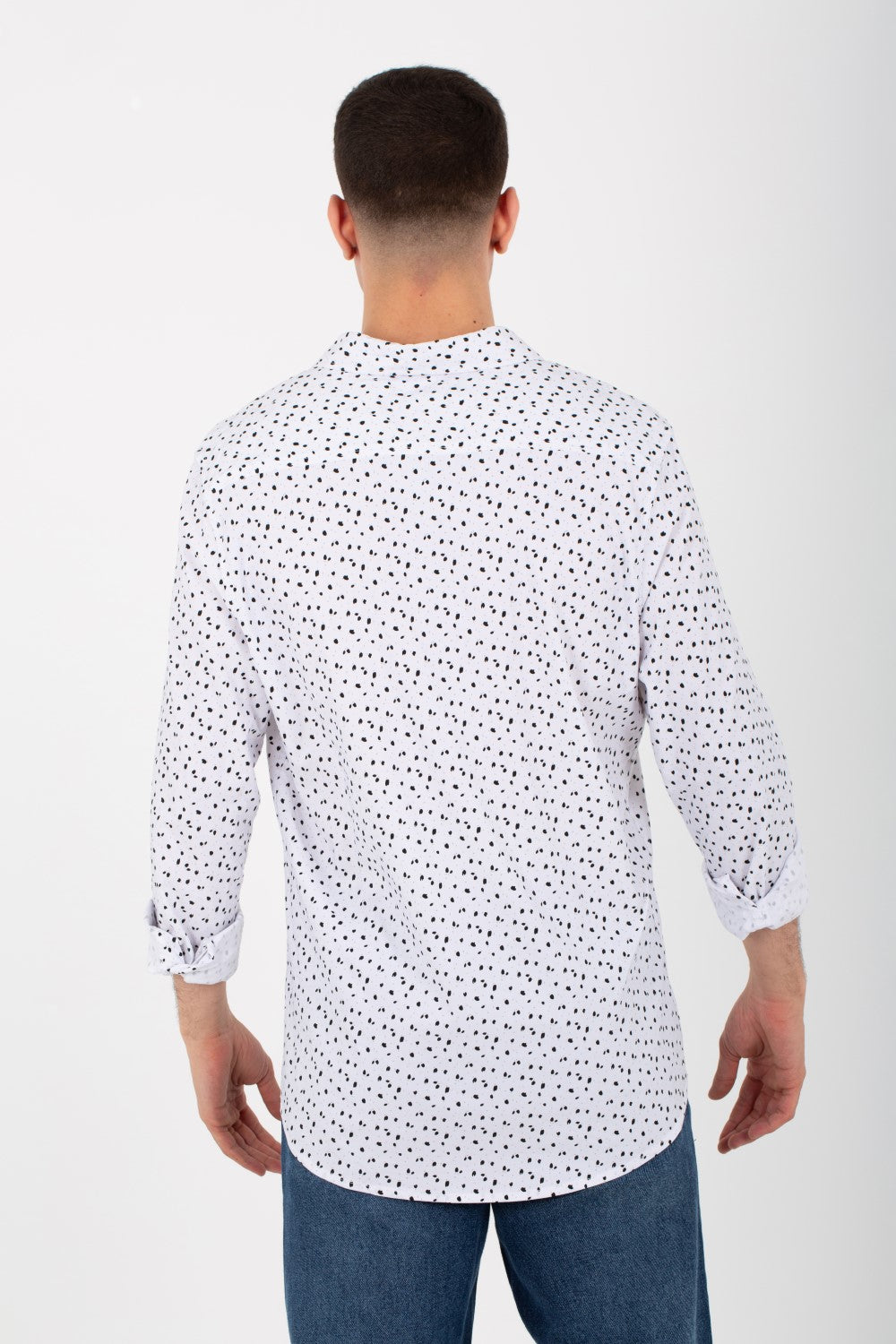 Mens Dotted Slim Fit Poplin Shirt With Long Sleeves And Collar