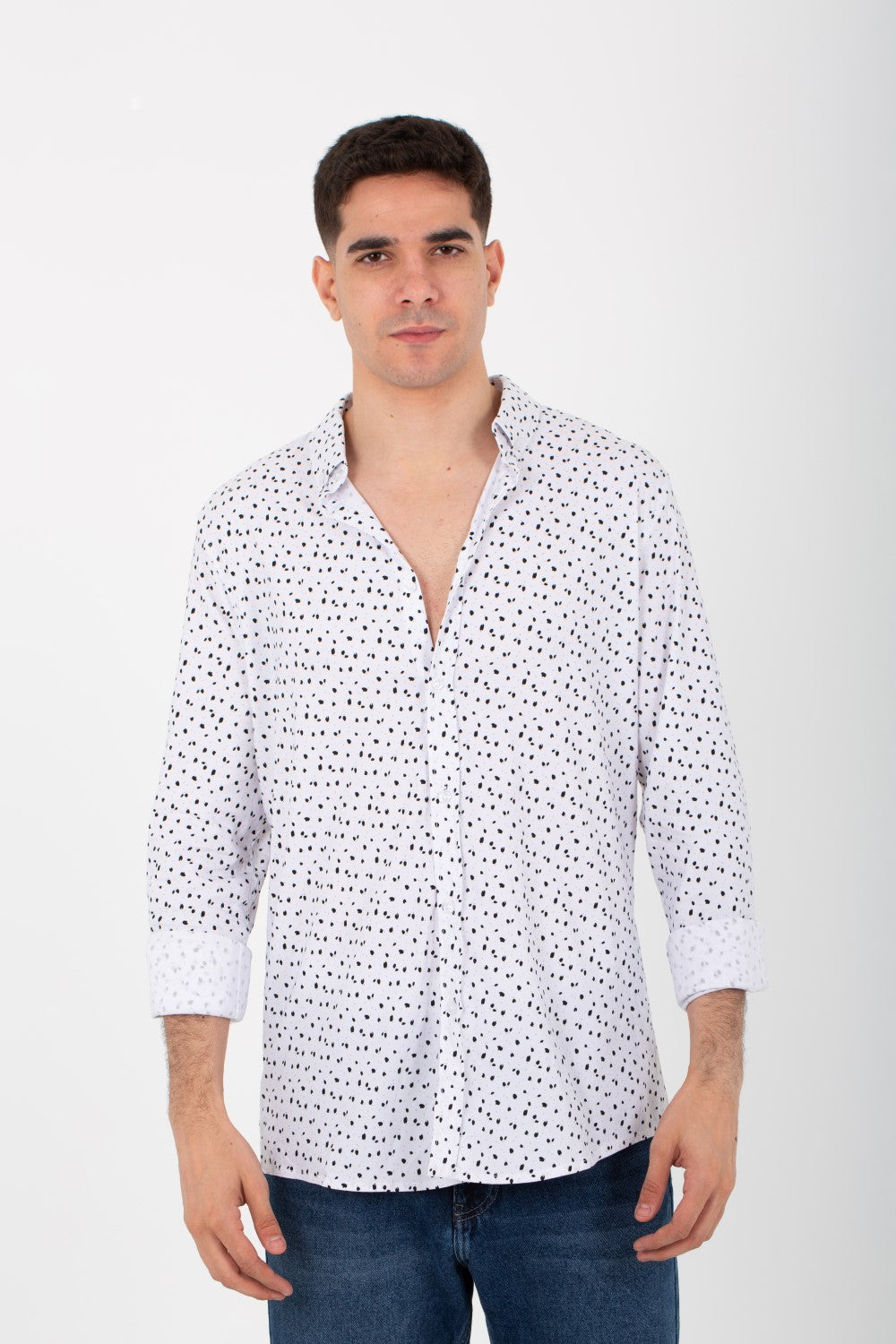 Mens Dotted Slim Fit Poplin Shirt With Long Sleeves And Collar