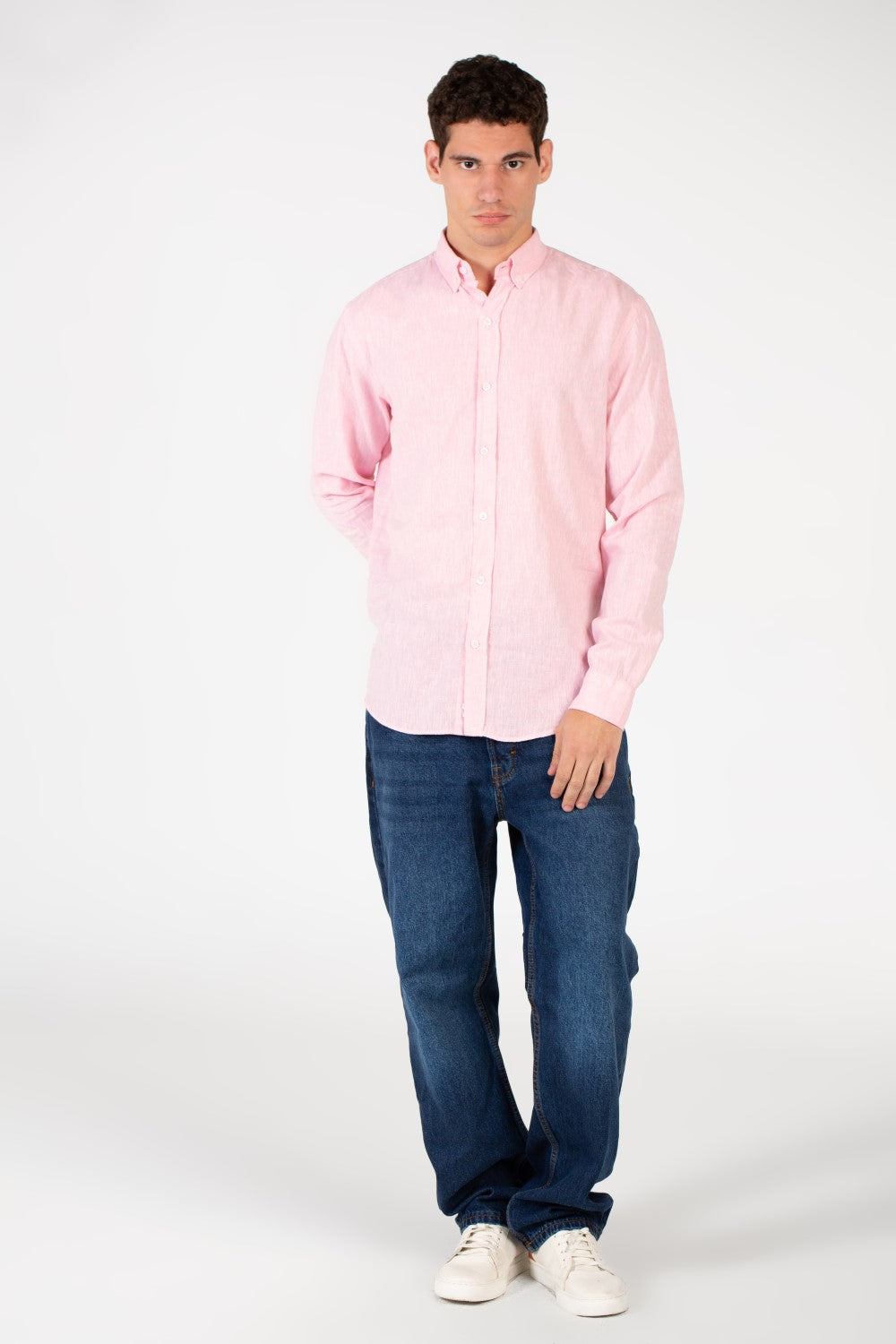 قميص رجالي أساسي من الكتان بأكمام طويلة بقصة Slim Fit