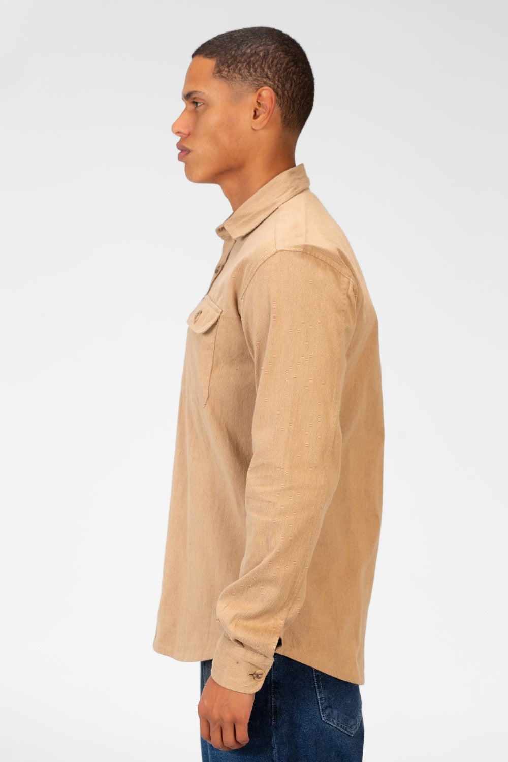 Men's Basic Slim Fit Shirt With Front Pockets