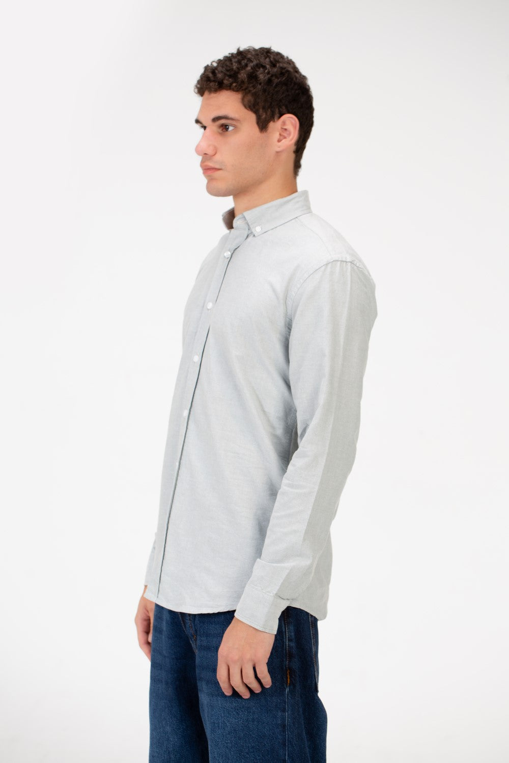 Men's Basic Slim Fit Long Sleeve Shirt