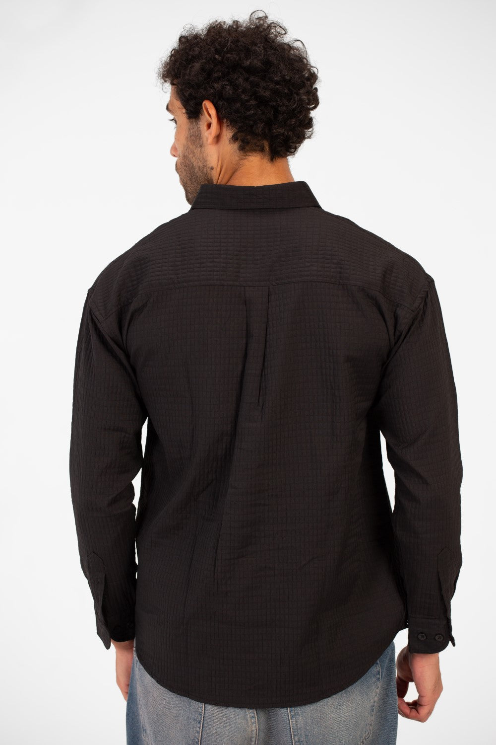 Men's Basic Oversized Shirt With Front Pocket And Long Sleeves