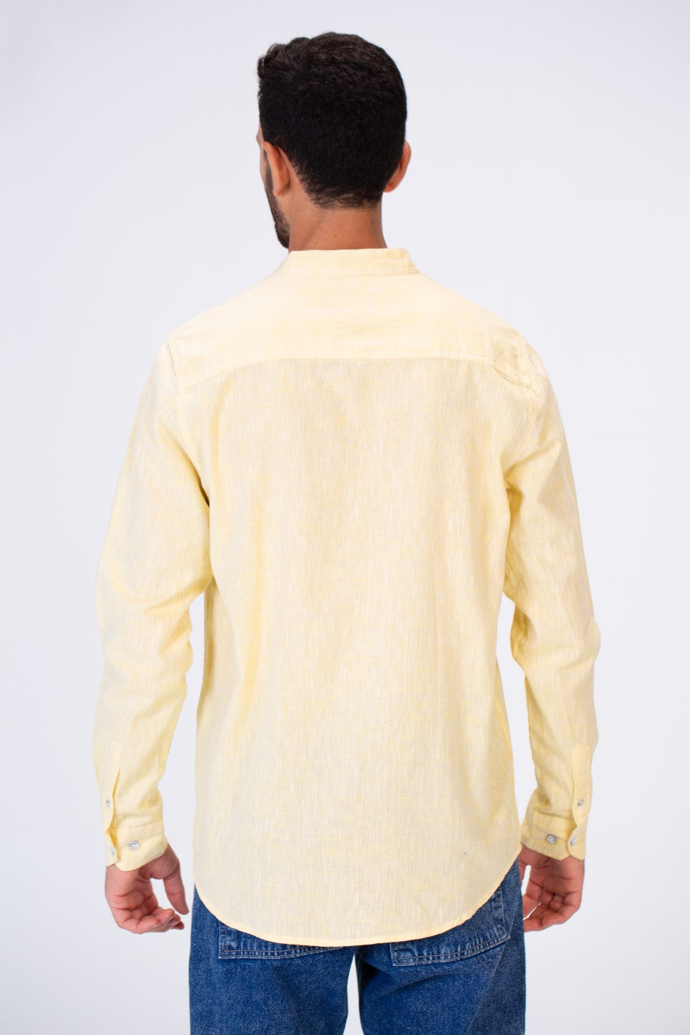 قميص رجالي أساسي Slim Fit كتان بأكمام طويلة وأزرار من الأمام