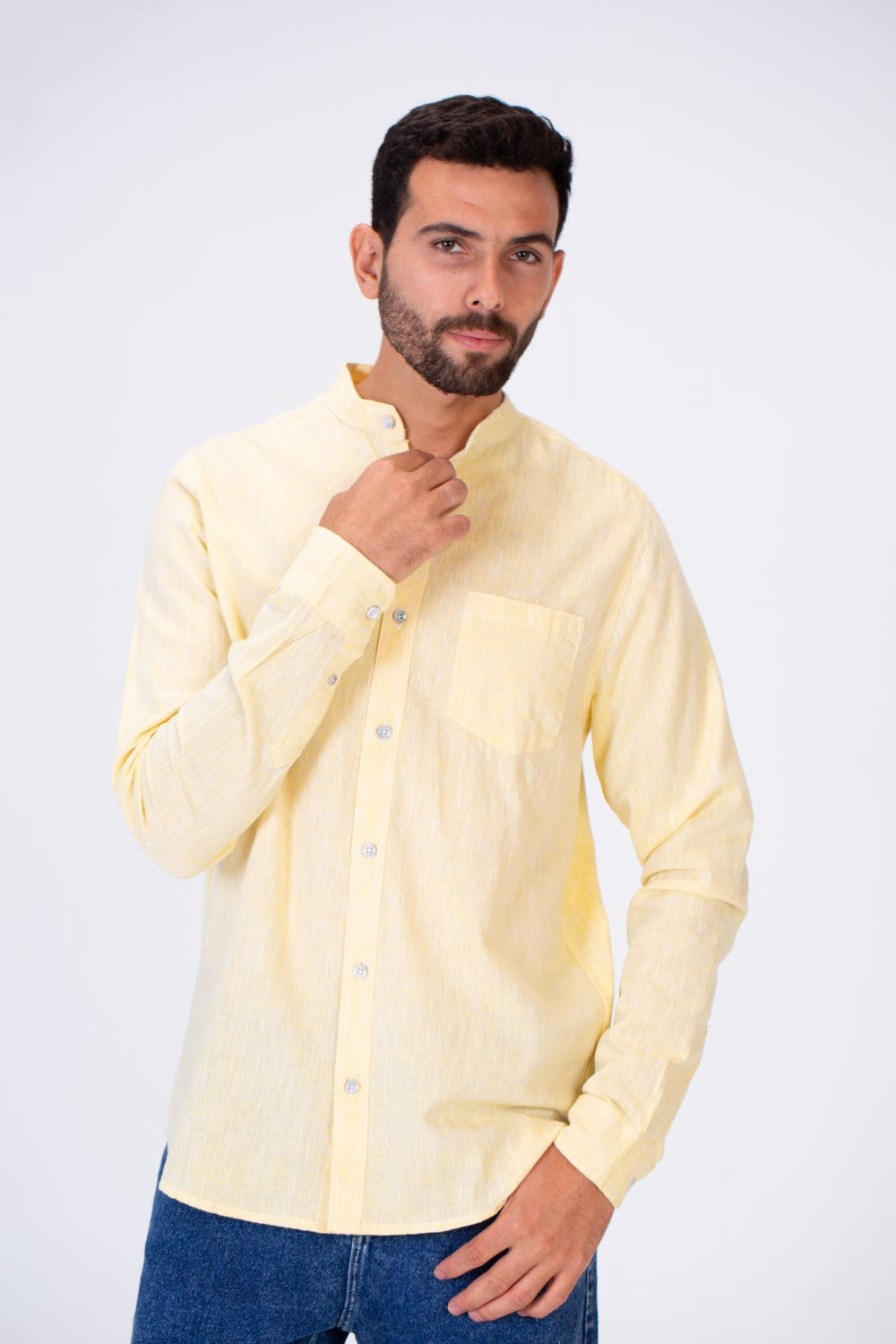 قميص رجالي أساسي Slim Fit كتان بأكمام طويلة وأزرار من الأمام