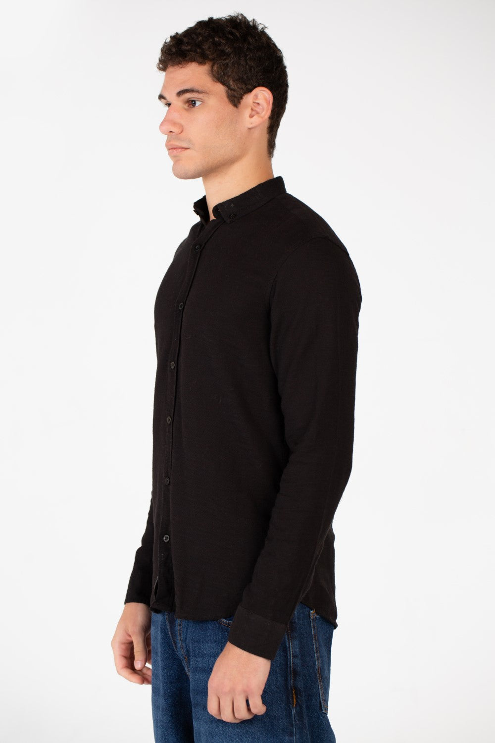 Men's Basic Slim Fit Long Sleeved Shirt