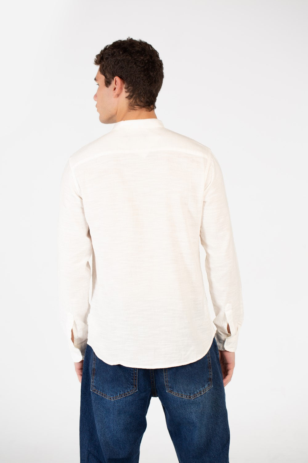 Men's Basic Slim Fit Long Sleeved Shirt