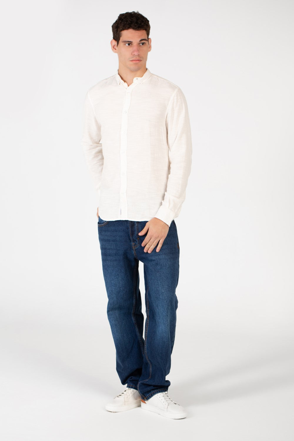 Men's Basic Slim Fit Long Sleeved Shirt