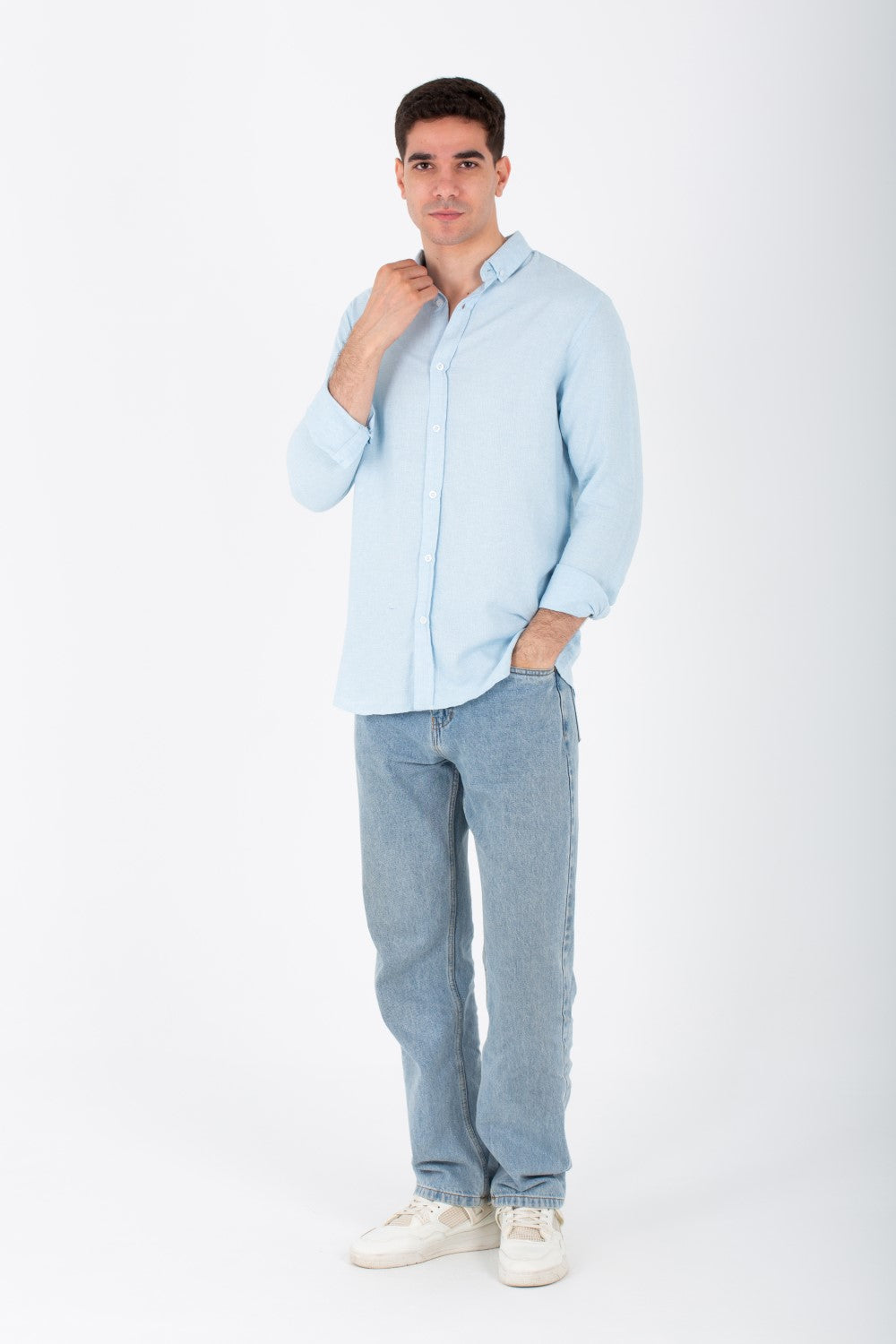Mens Basic Plain Shirt With Long Sleeves And Slim Fit Cut