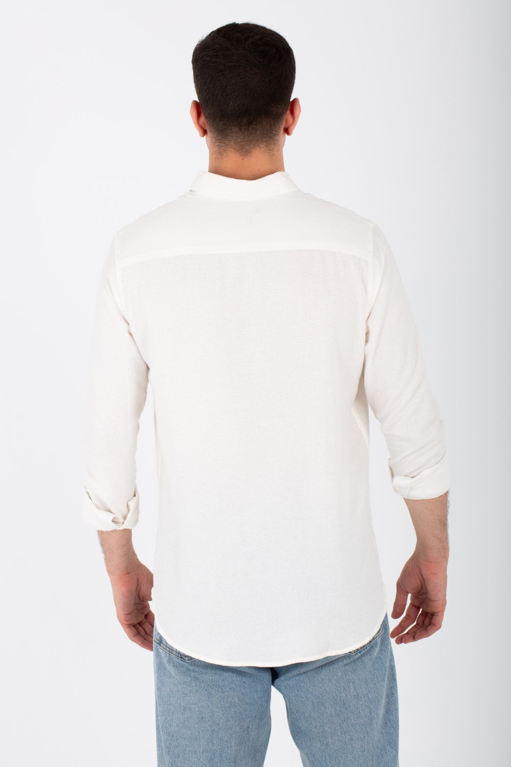 Mens Basic Plain Shirt With Long Sleeves And Slim Fit Cut