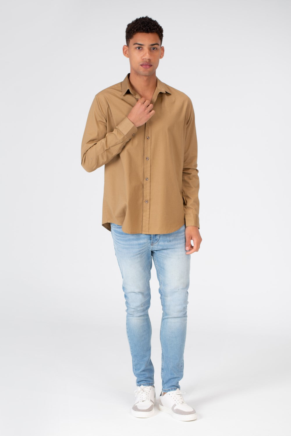 Men's Basic Plain Button Front Shirt In Poplin Material