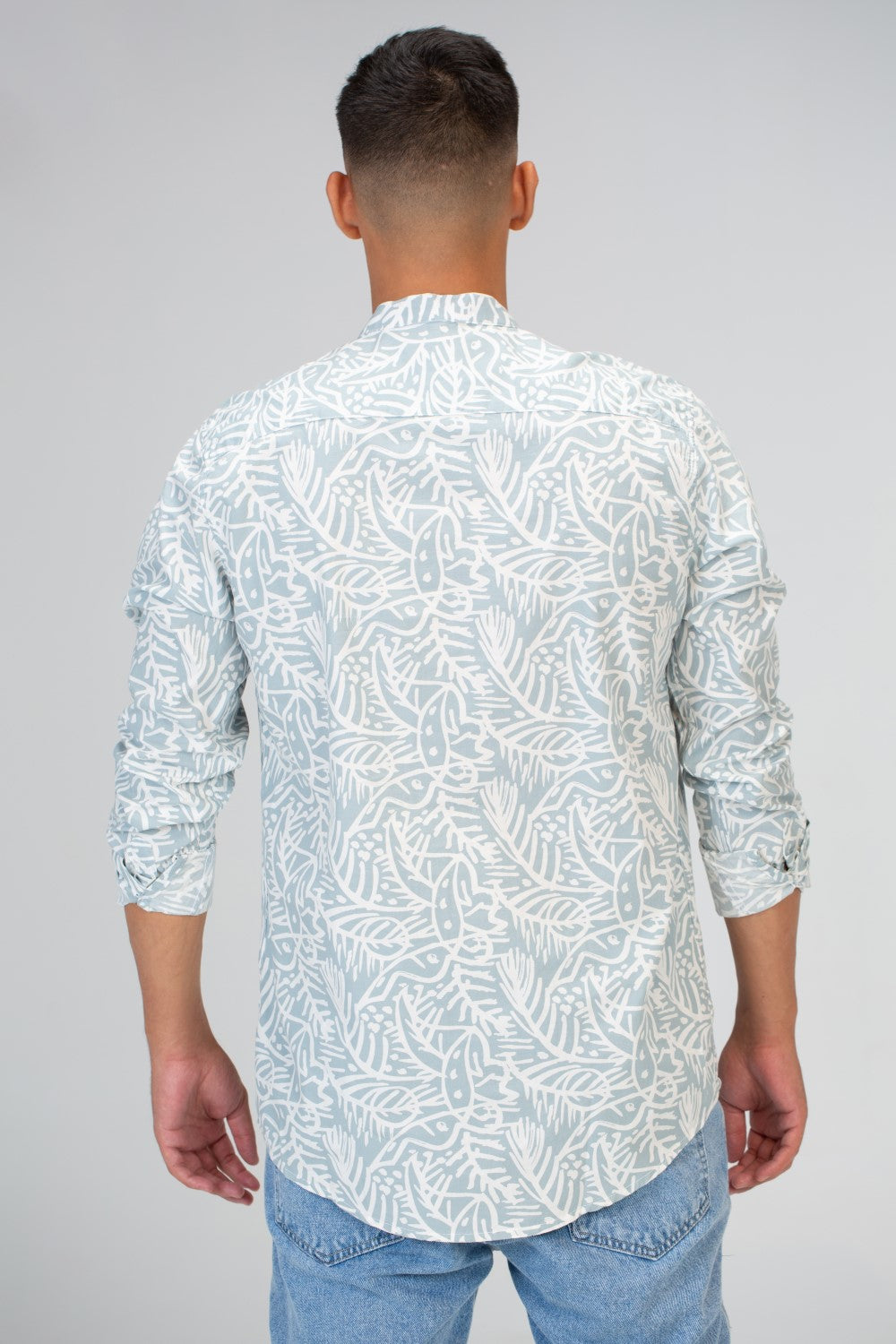 Mens Long Sleeves Shirt With Collar And Poplin Material