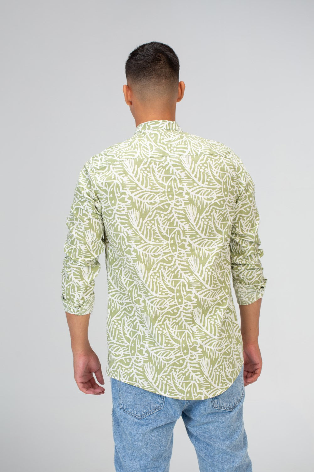 Mens Long Sleeves Shirt With Collar And Poplin Material