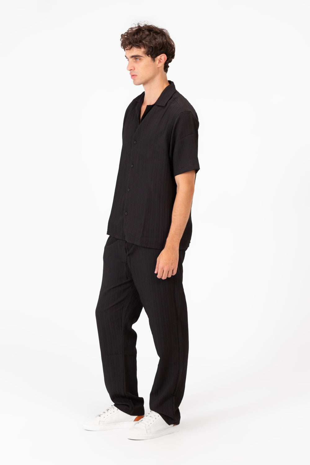 طقم رجالي من الكتان سليم فيت قابل للتنفس