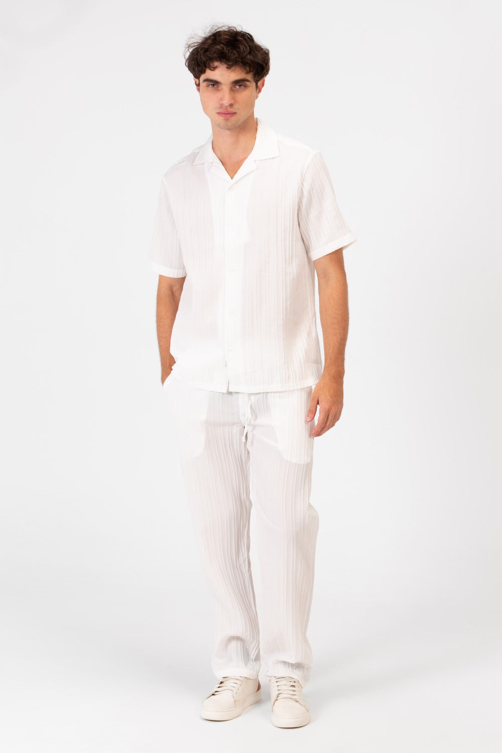 طقم رجالي من الكتان سليم فيت قابل للتنفس