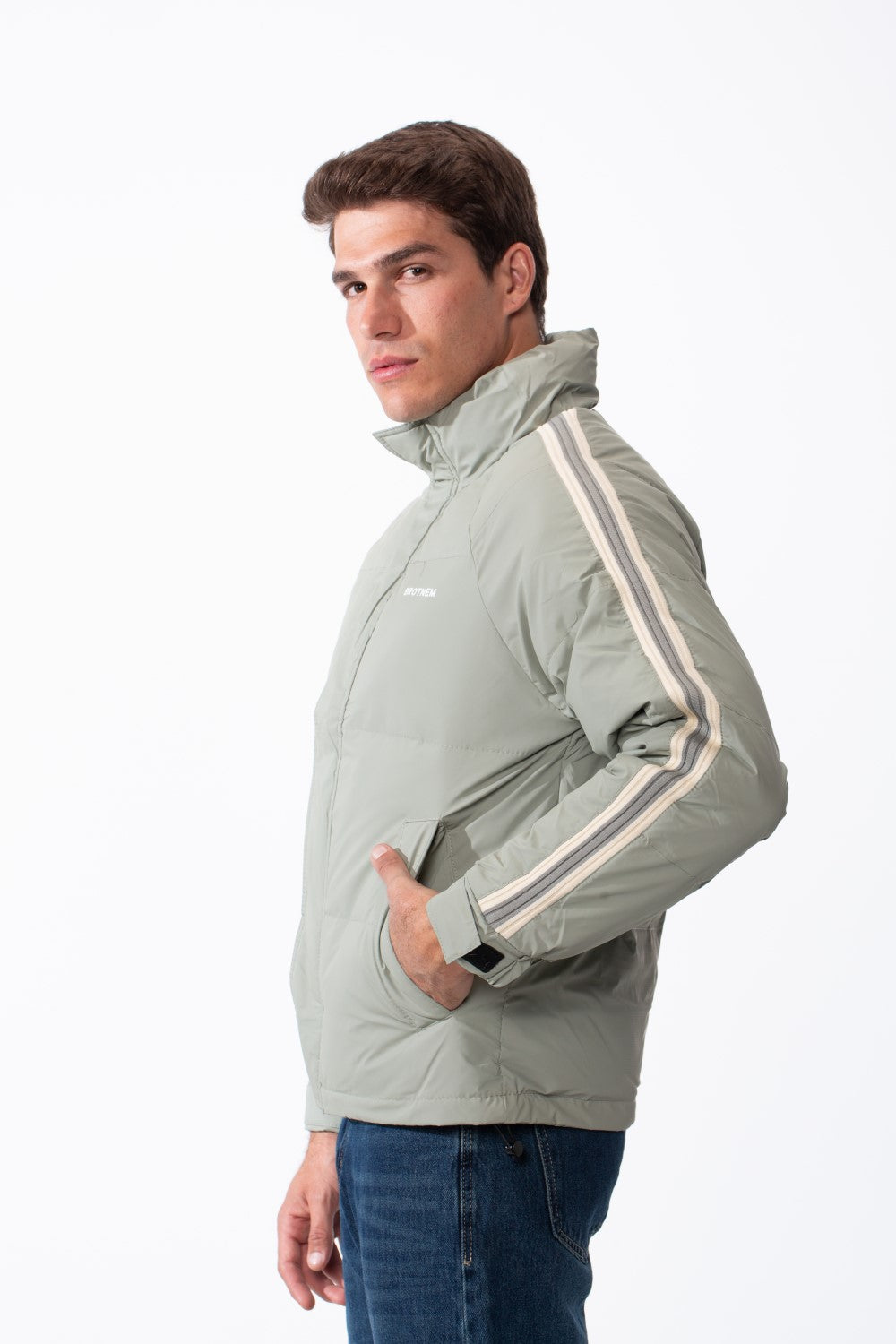 Men's Waterproof Long Stripe Sleeves High Neck Full-Zip Side Pockets Puffer Jacket