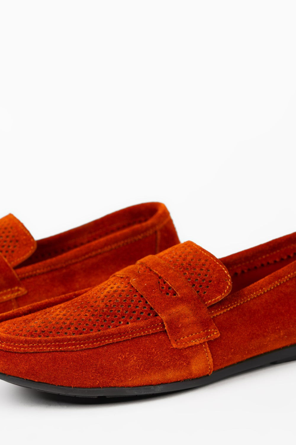 Men’s Tomato Store Perforated Suede Loafers Flexible Low-Profile Shoes