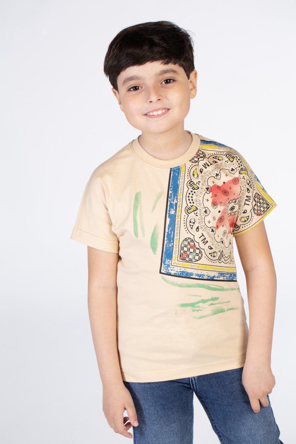 تي شيرت أولاد نصف كم بطباعة جانبية مميزة