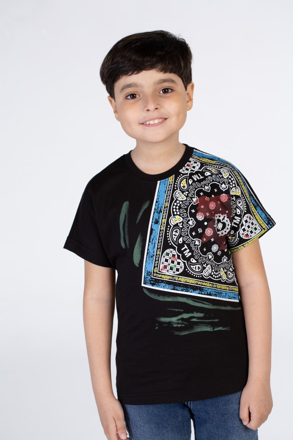 تي شيرت أولاد نصف كم بطباعة جانبية مميزة