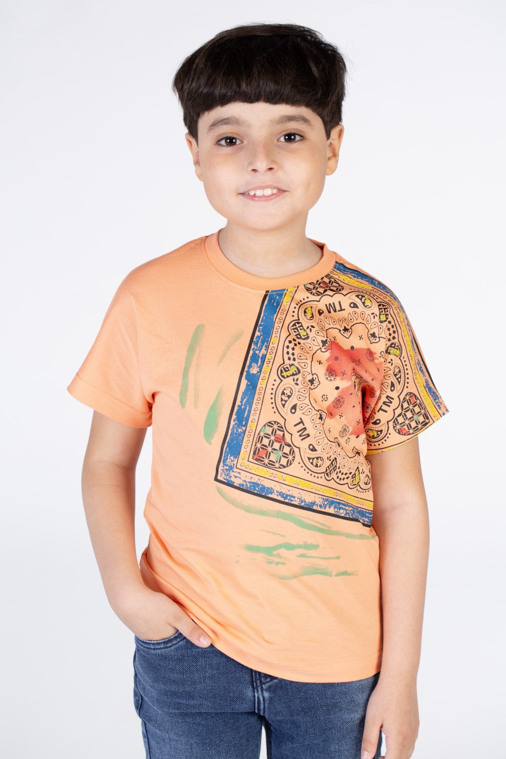 تي شيرت أولاد نصف كم بطباعة جانبية مميزة