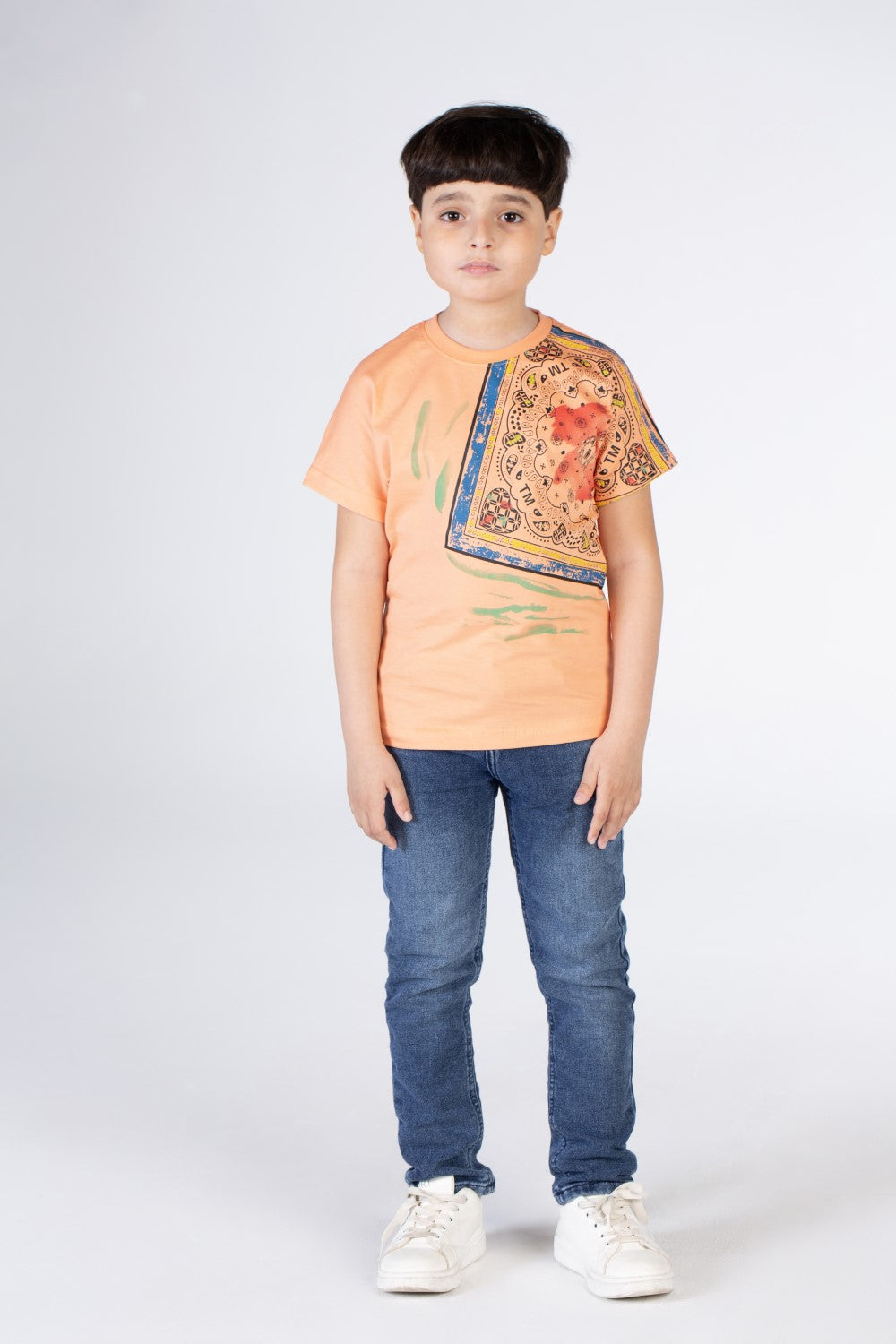 تي شيرت أولاد نصف كم بطباعة جانبية مميزة