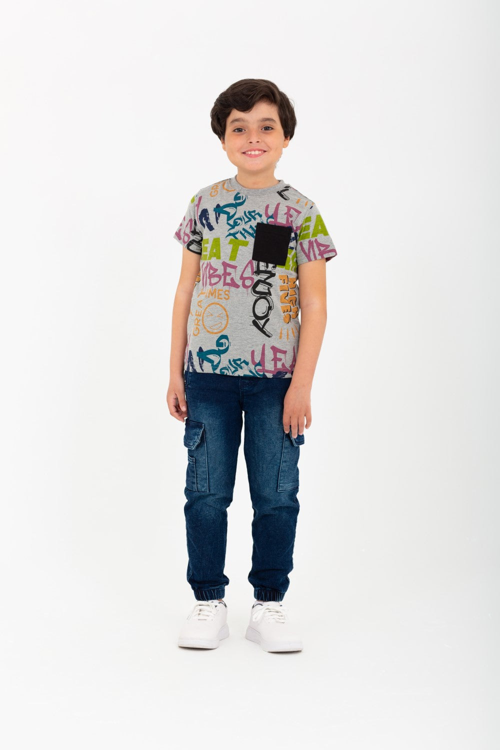 Boys' Printed Half-Sleeve T-shirt With A Pocket On The Front And A Round Neck