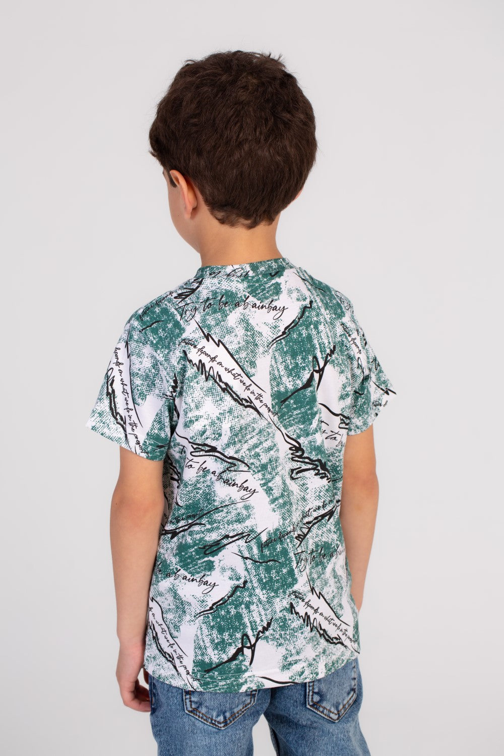 Boy's Full Printed Crew Neck Regular Fit Made Of Cotton T-shirt This Regular Fit Tee Is Perfect For Any Casual Occasion