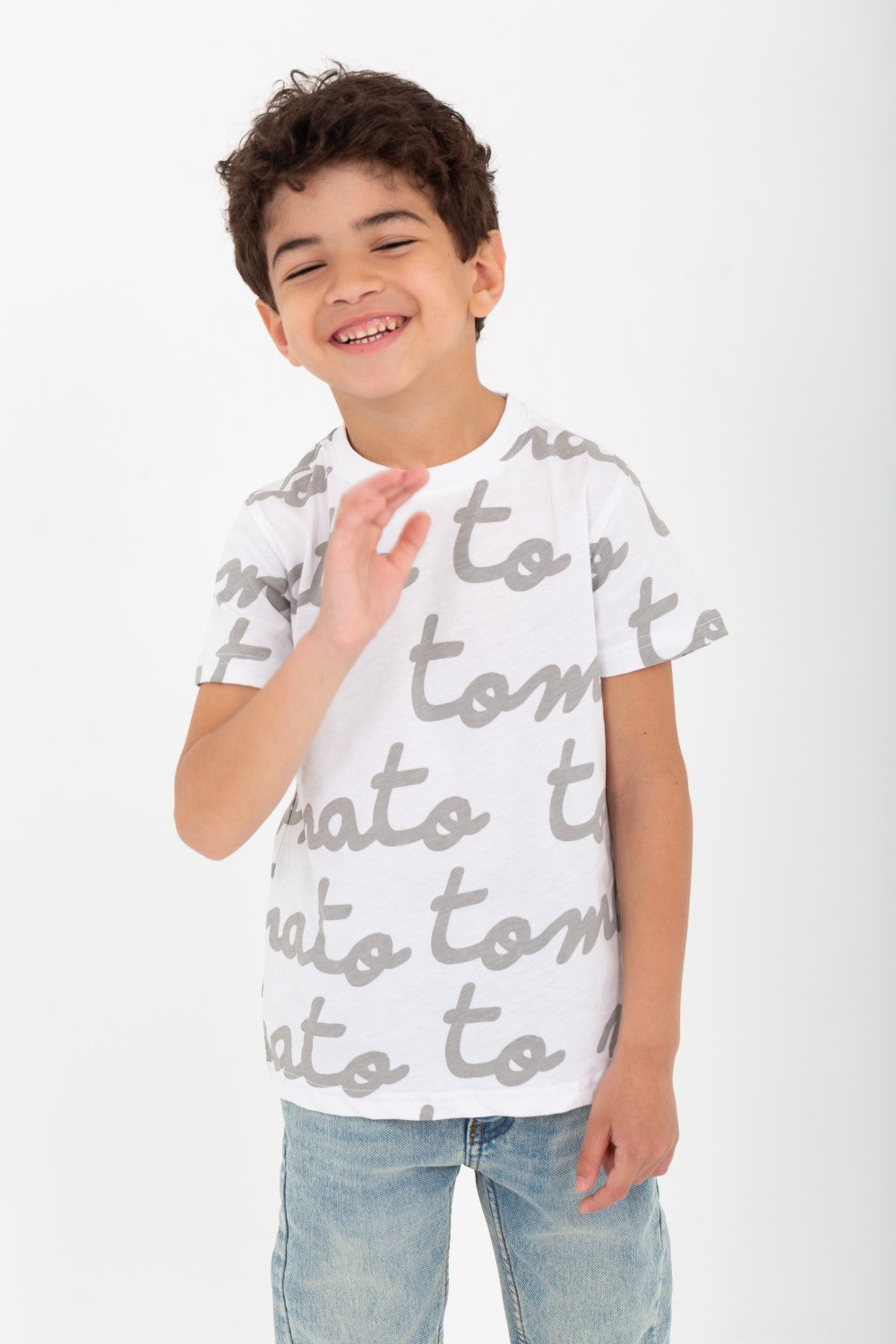 Boys' Half-Sleeve T-shirt With Tomato Printed  And A Comfortable Material