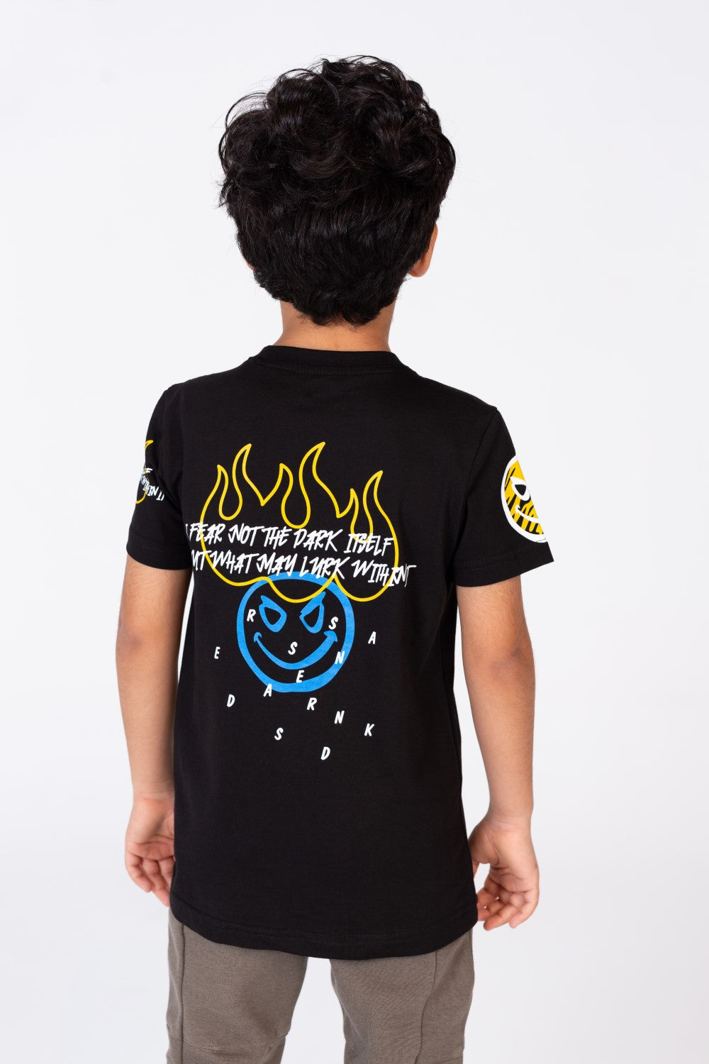 Boys Half Sleeve T-shirt Printed On The Front And Back In A Practical And Comfortable Material
