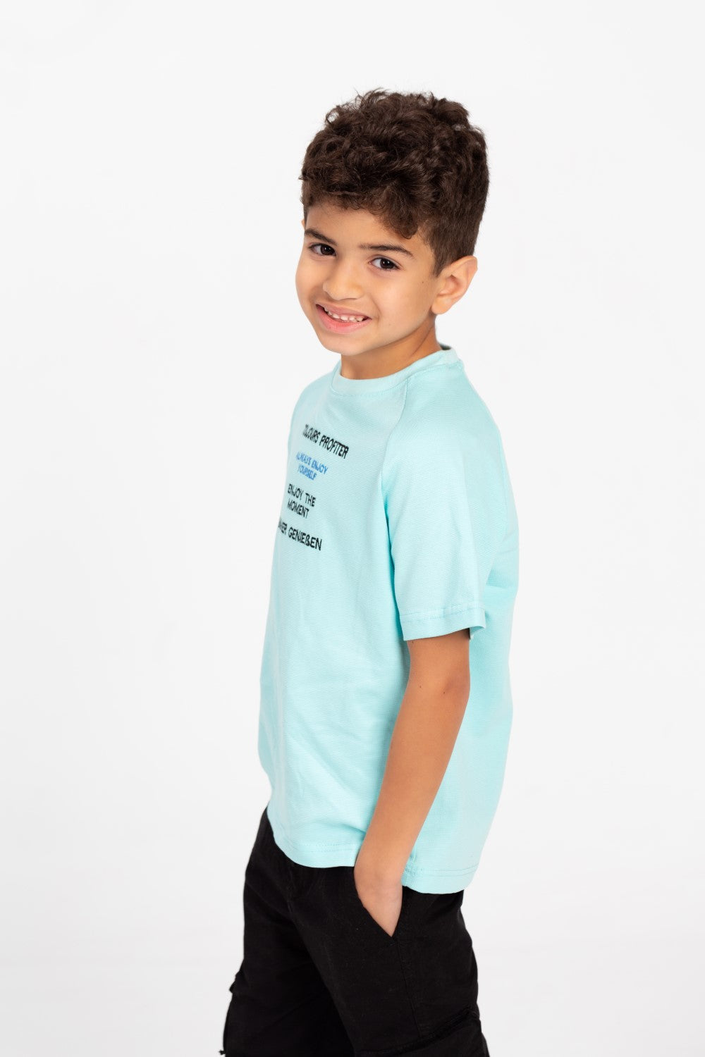 Boys Round Neck T-shirt With Half Sleeves And Front Print