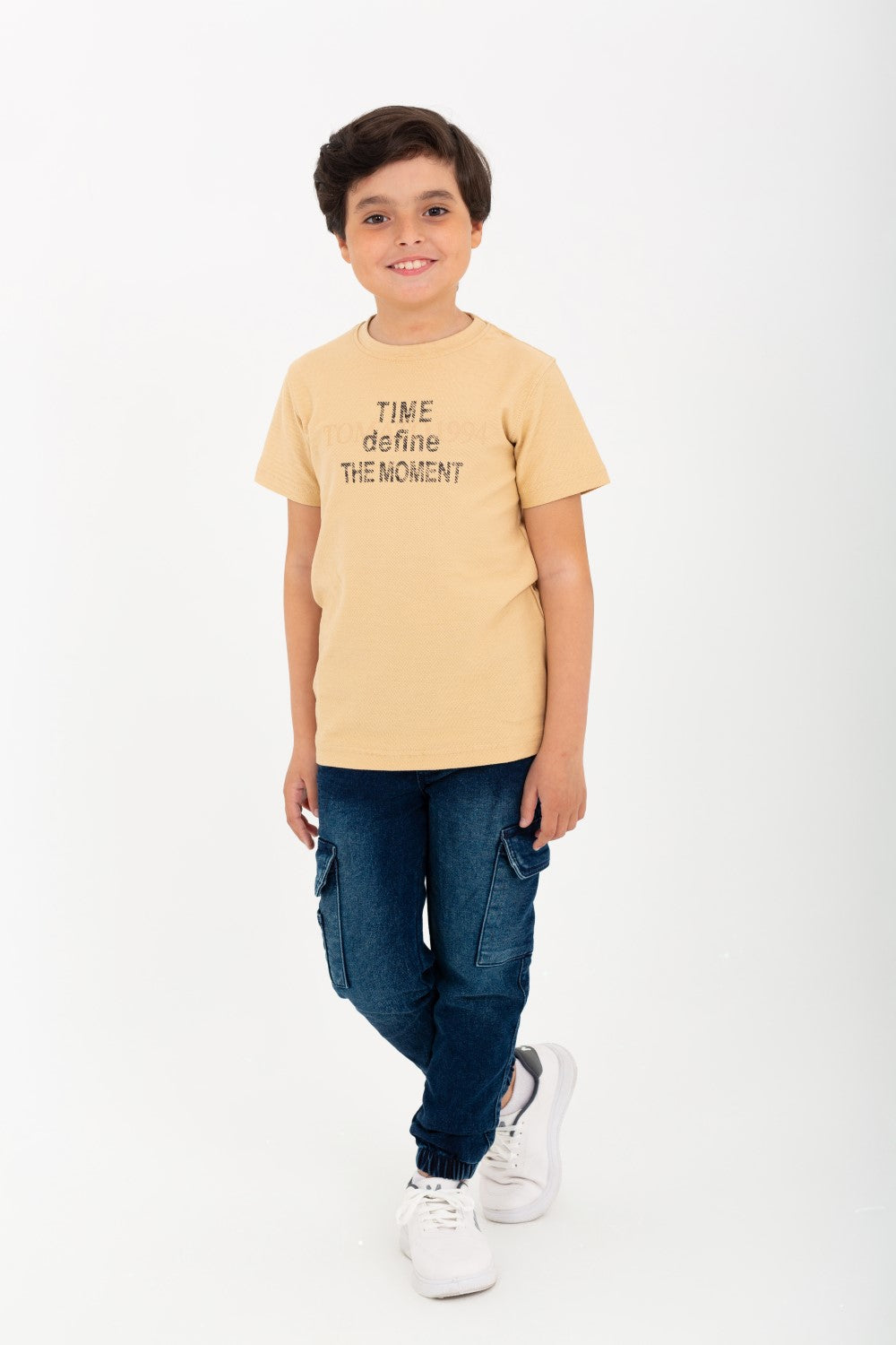Boys' Half-Sleeve Round Neck T-shirt Made Of Cotton With Front&Back Print