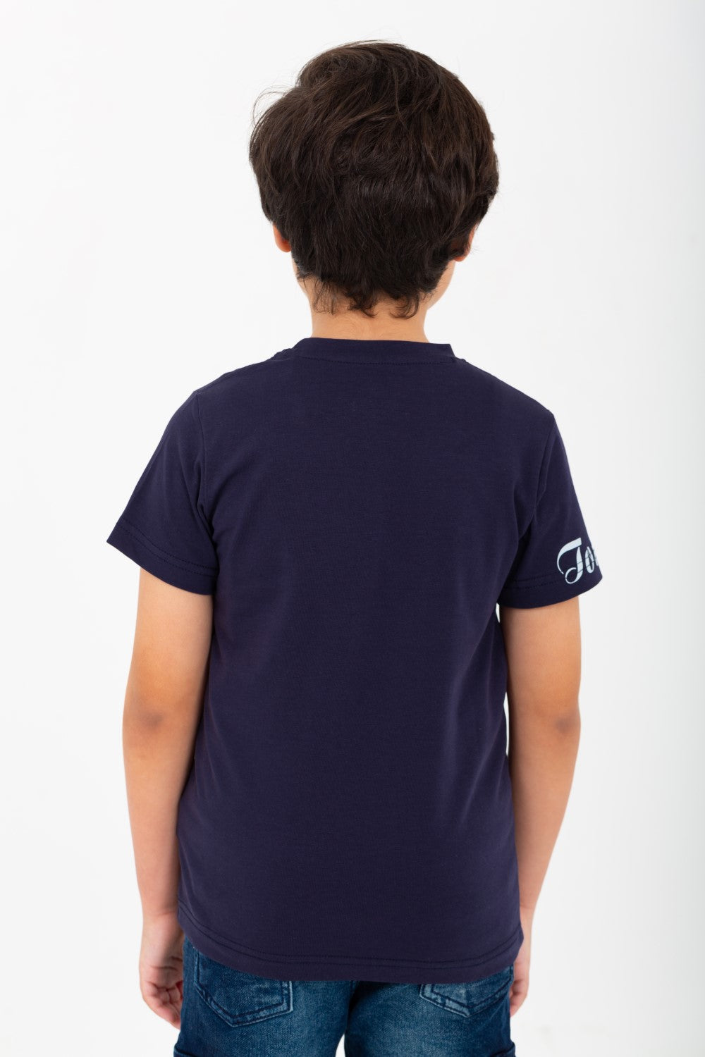 Boys' half-sleeved T-shirt made of soft cotton with a round neck and a distinctive front print