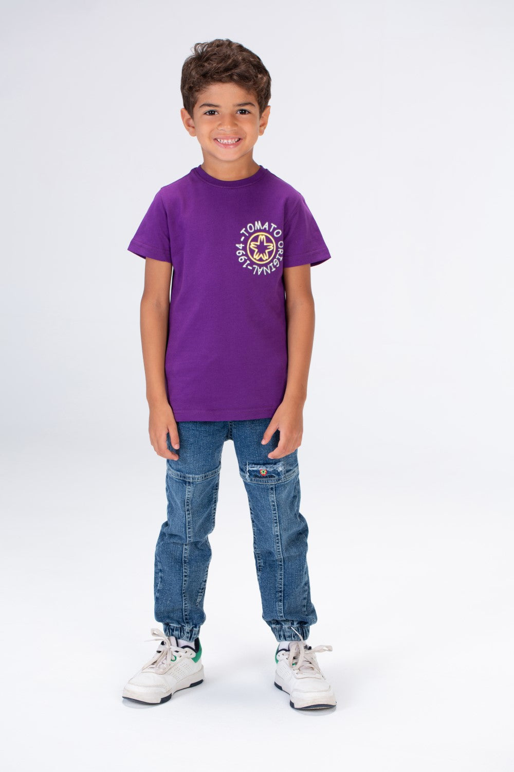 Boys Round Neck Half Sleeves T-shirt With Tomato Print In Summer Melton Material