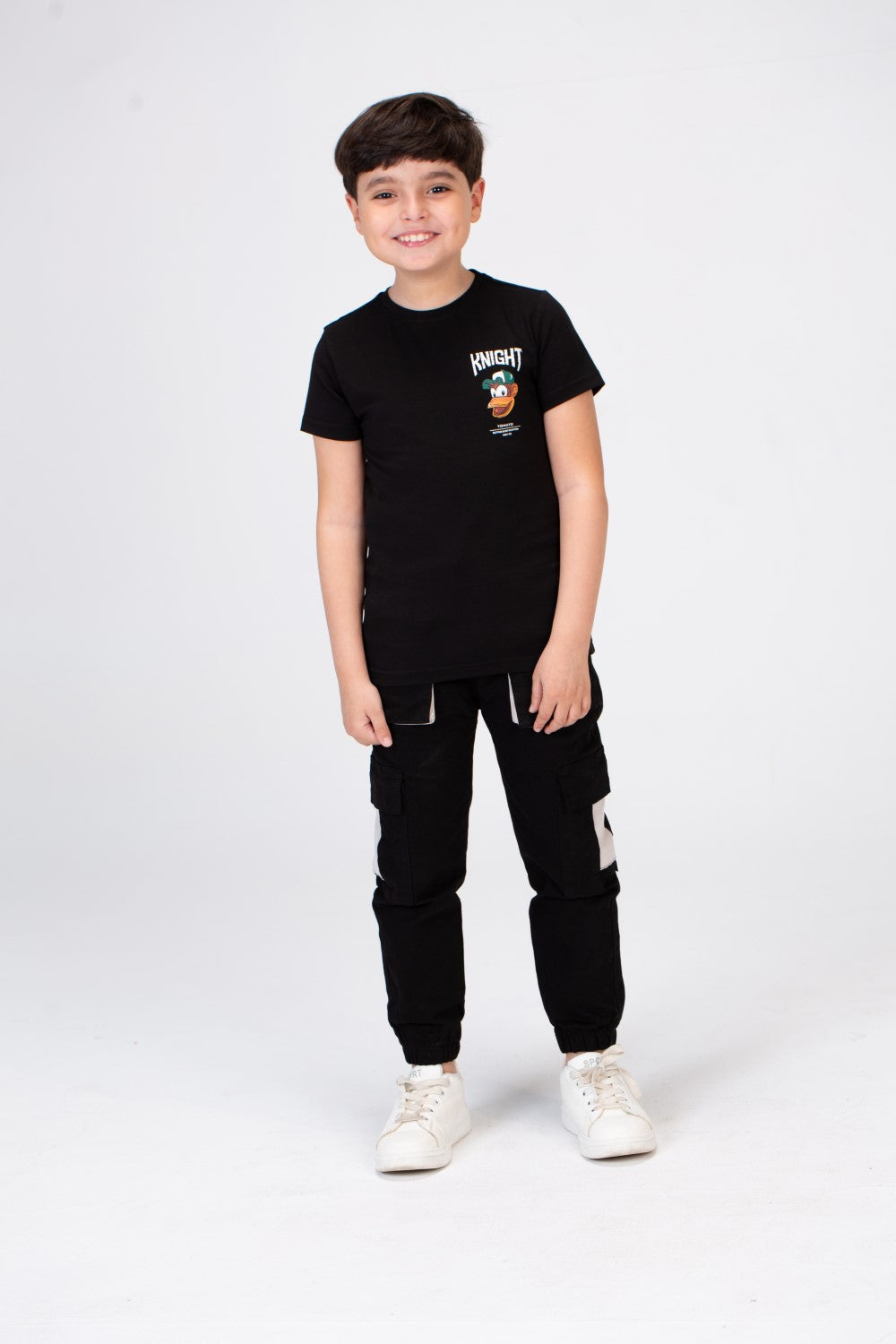 Boys T-shirt With A Round Neck And Tomato Pprint On The Front And Back