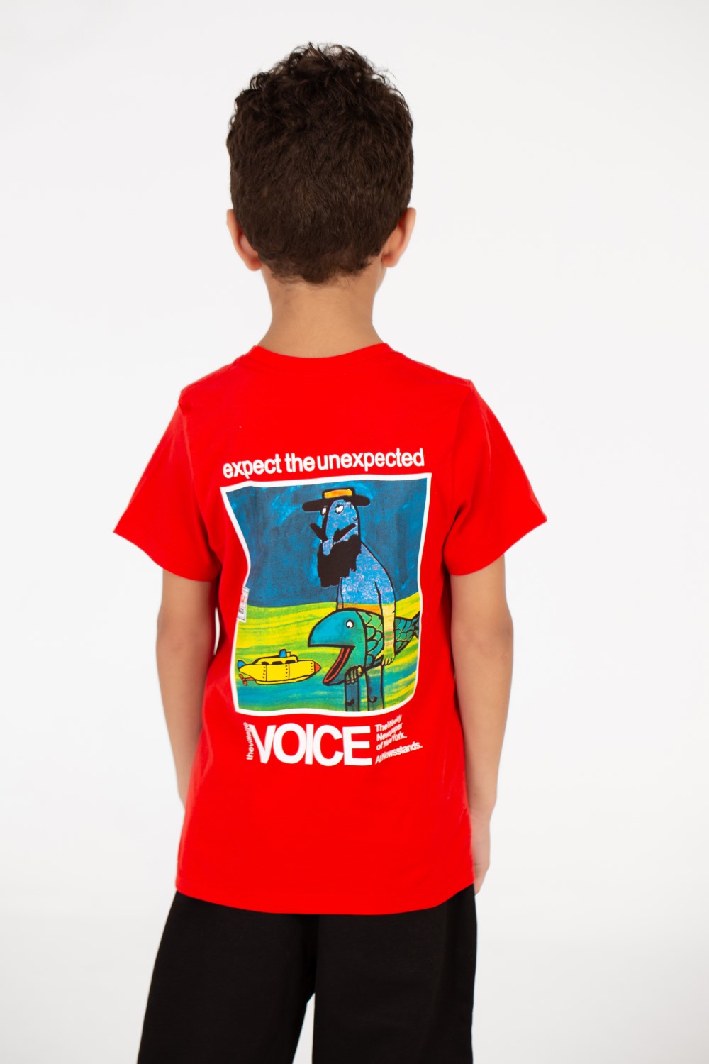 قميص نصف كم برقعة رسومية للصبيان برقبة دائرية