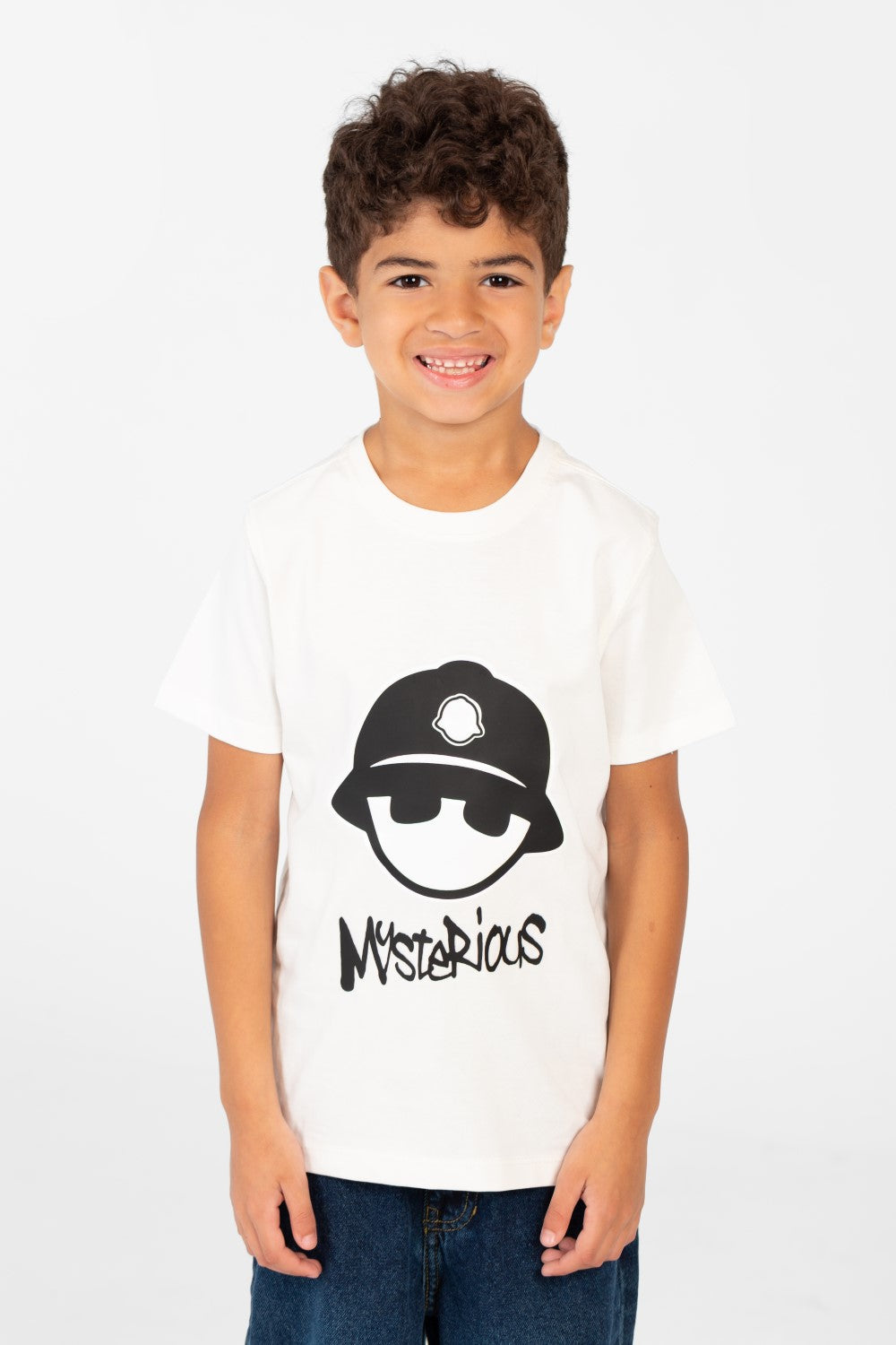 قميص بولو بطبعة وياقة دائرية للأولاد