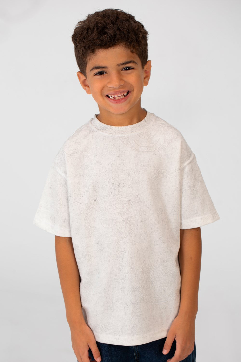 قميص صيفي عالي الجودة للأولاد بأكمام قصيرة واسعة وياقة دائرية