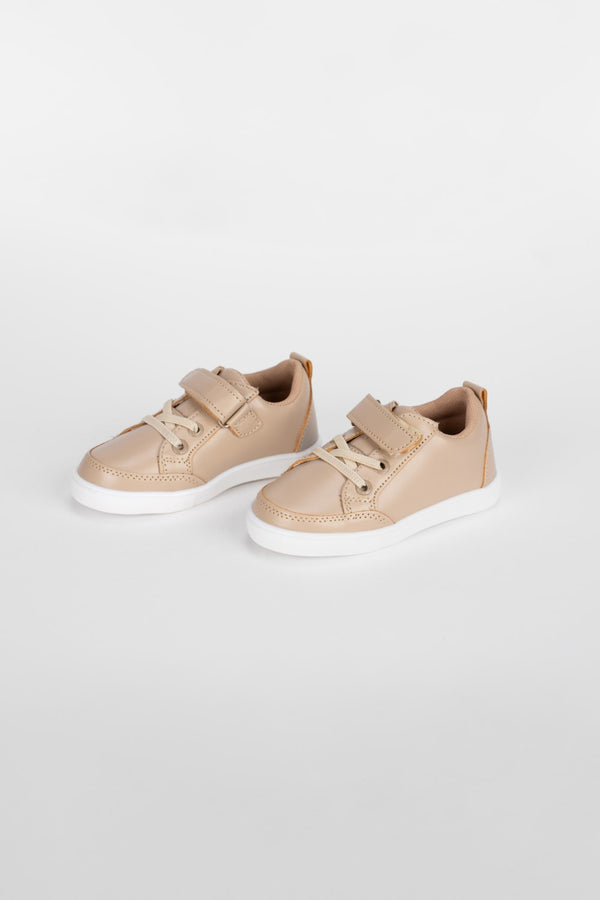 Boy's Flat Sole Faux Leather Sneaker Shoes With Unique Style