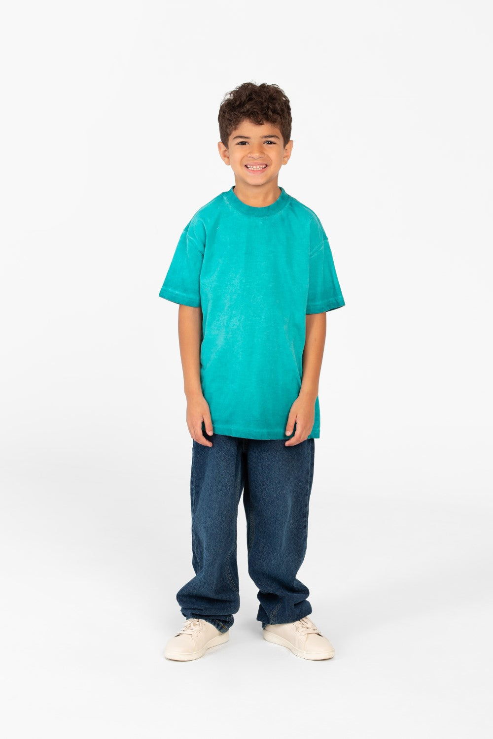 قميص صيفي أساسي واسع بأكمام نصفية للأولاد