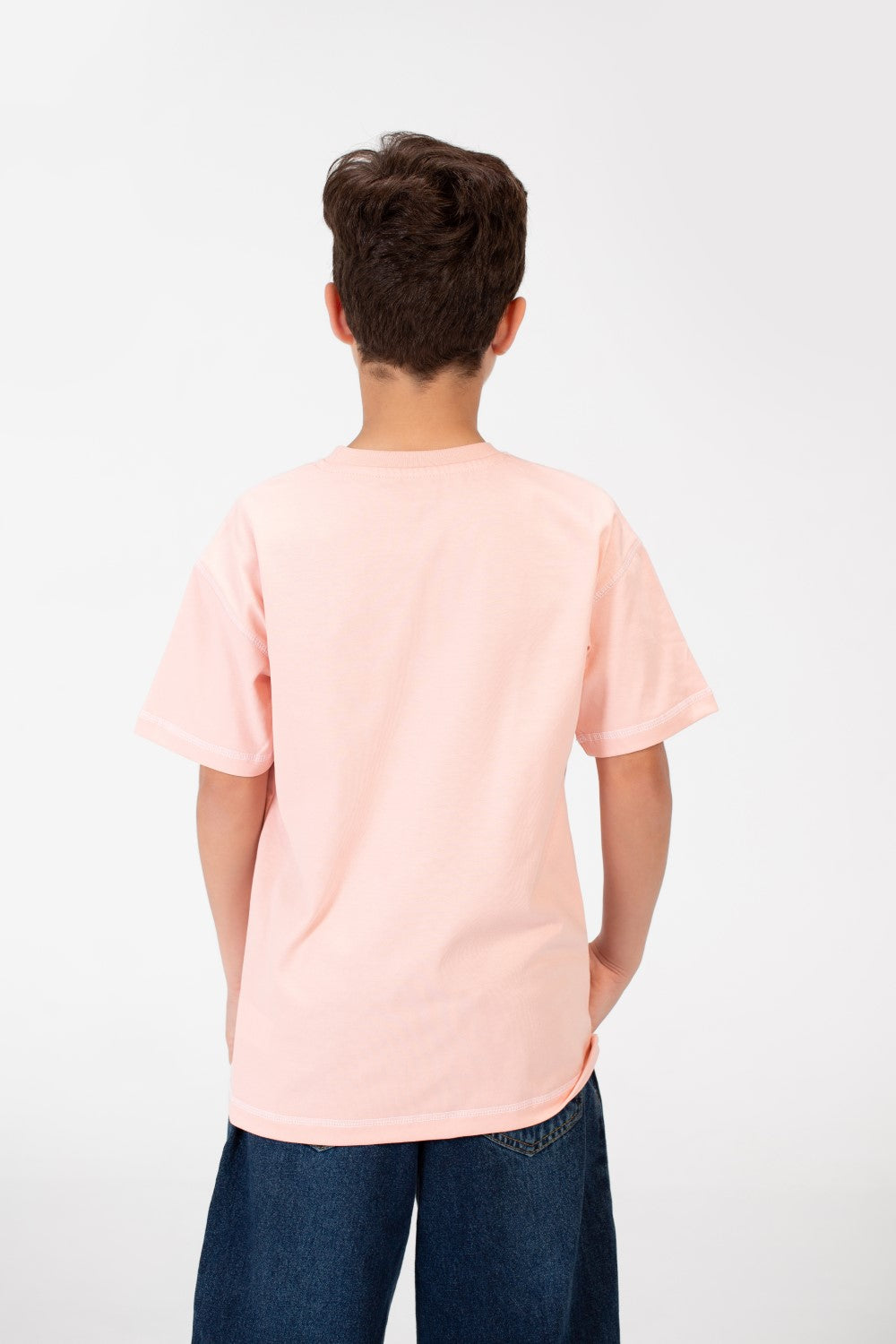 قميص نصف كم واسع أساسي للأولاد