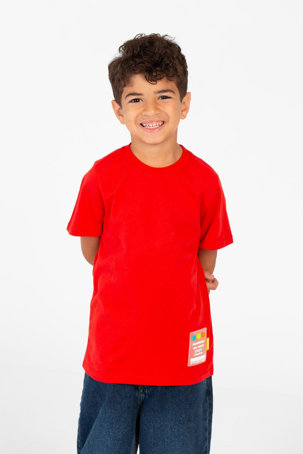 قميص بولو أساسي برقبة دائرية للأولاد