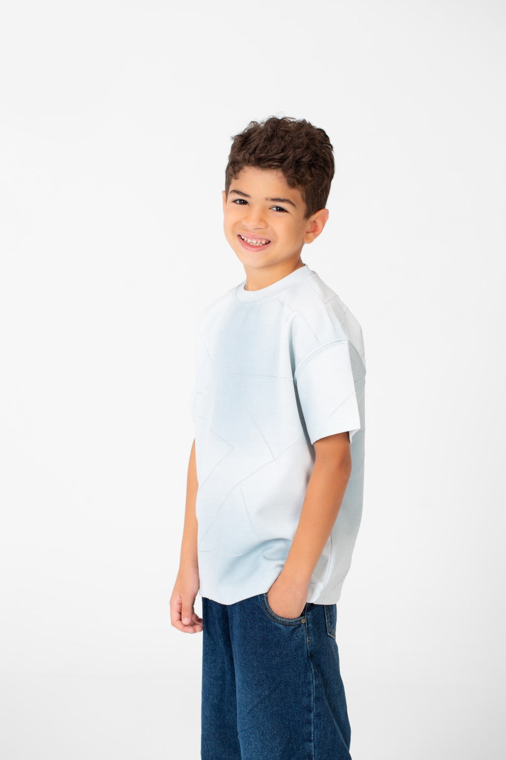 قميص أولاد بأكمام قصيرة وياقة دائرية أساسي مريح من خامة عالية الجودة