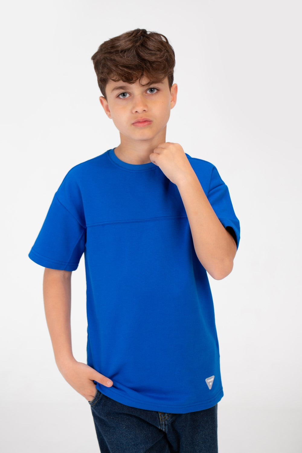 قميص نصف كم أساسي عالي الجودة للأولاد