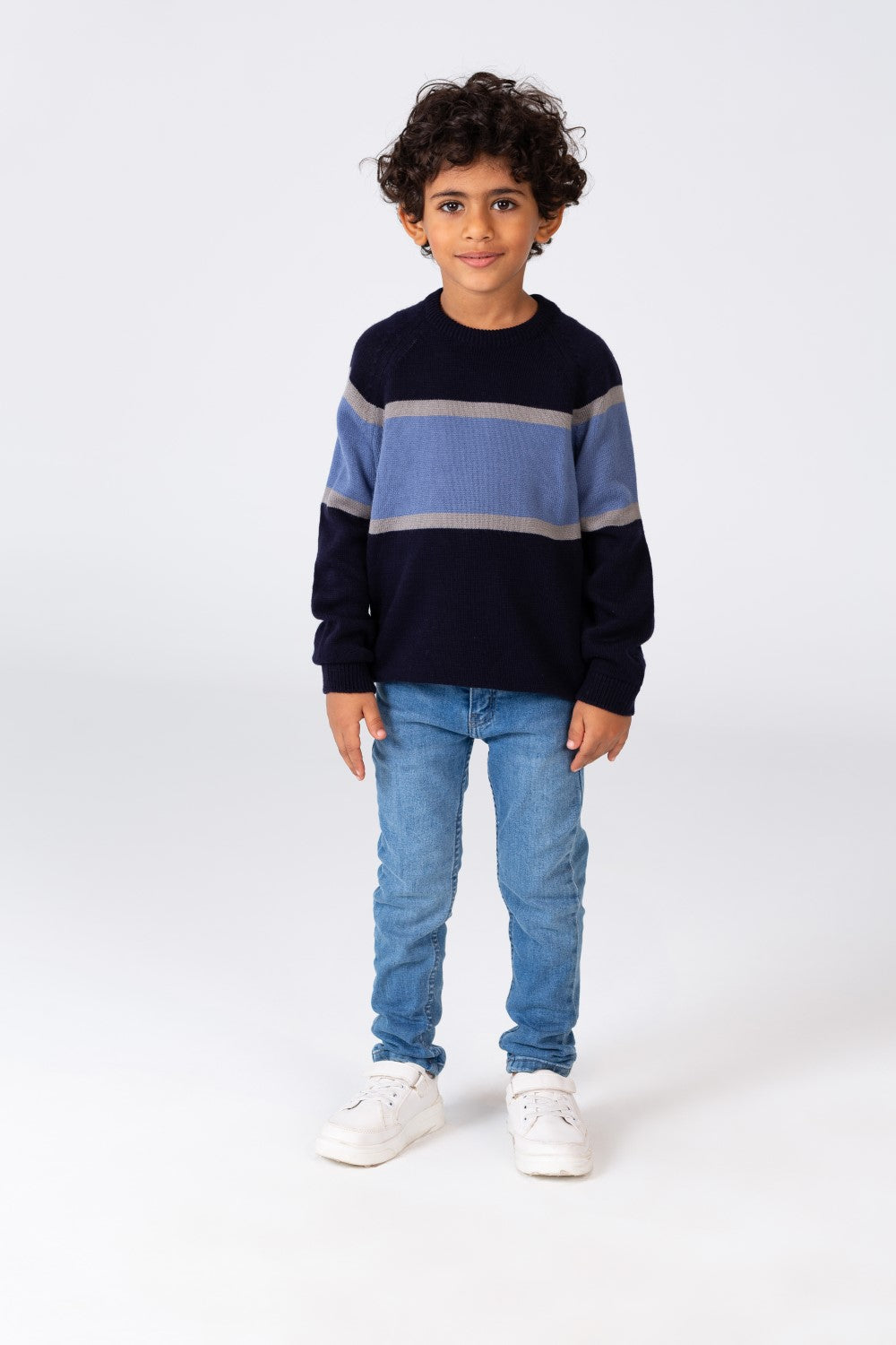 Boy's Regular Fit Crew Neck Pullover