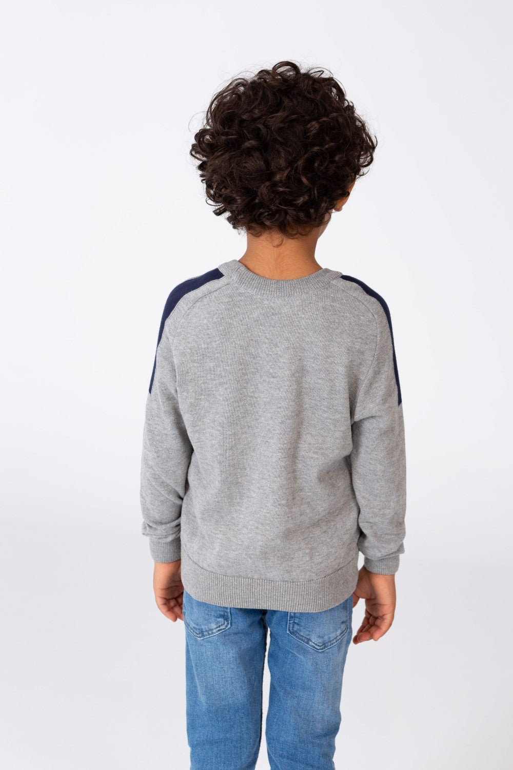 Boys Round Neck Pullover With A Modern Cut And Breathable Material