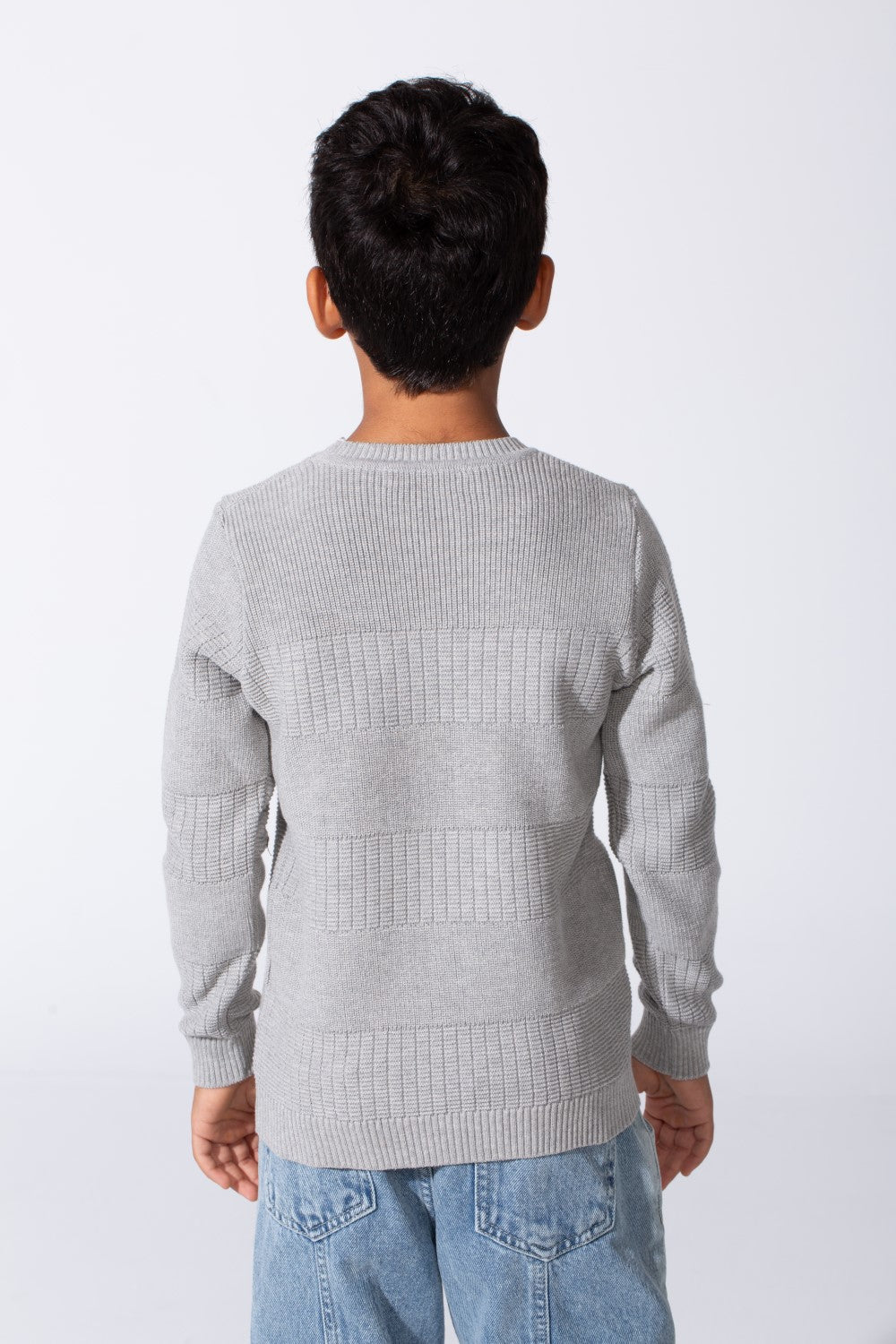 Boy's Slim Fit Cotton Pullover With Long Sleeves And A Round Neck